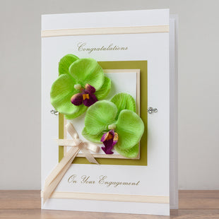 Luxury Boxed Engagement Card

'Orchids'