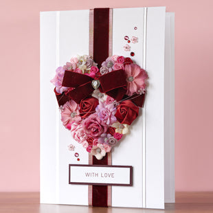A4 Luxury Boxed Handmade Card ‘Heart of Daisies’